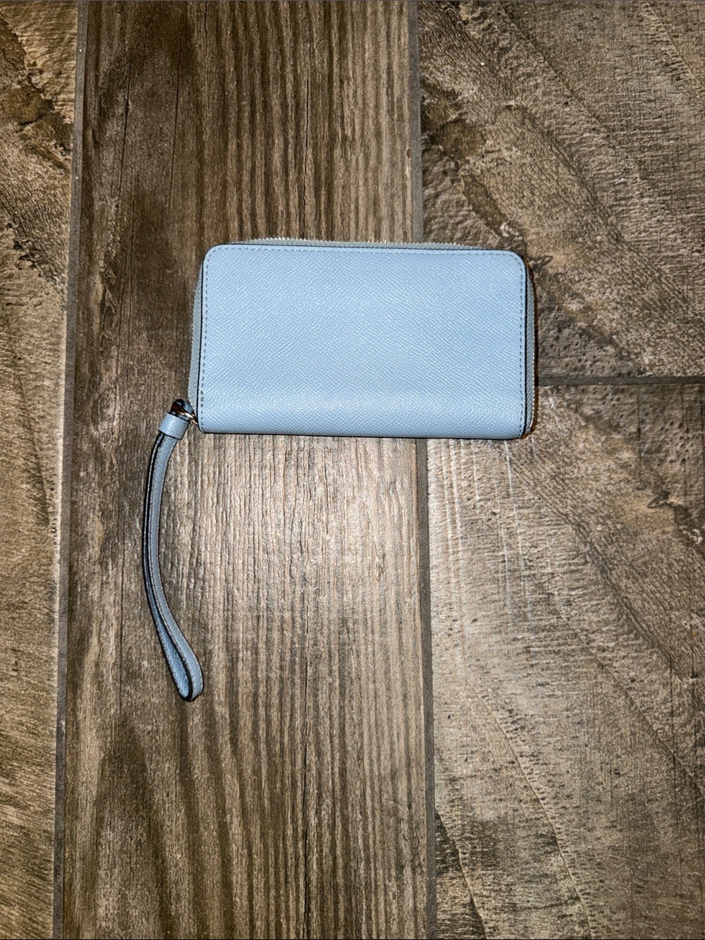 New Coach Pale Blue Zip Wristlet with silver Hardware 7”x4”x6” - Picture 2 of 6